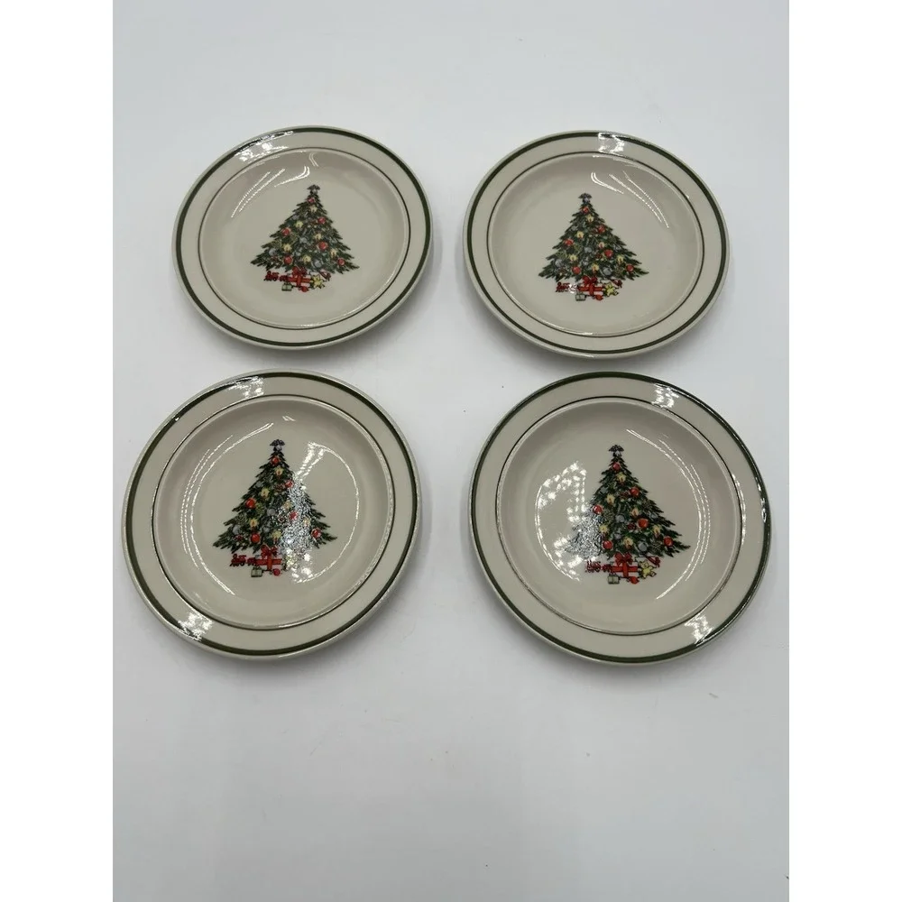 Set of 4 Christmas Tree Stoneware Salad Dessert Plates 6.5